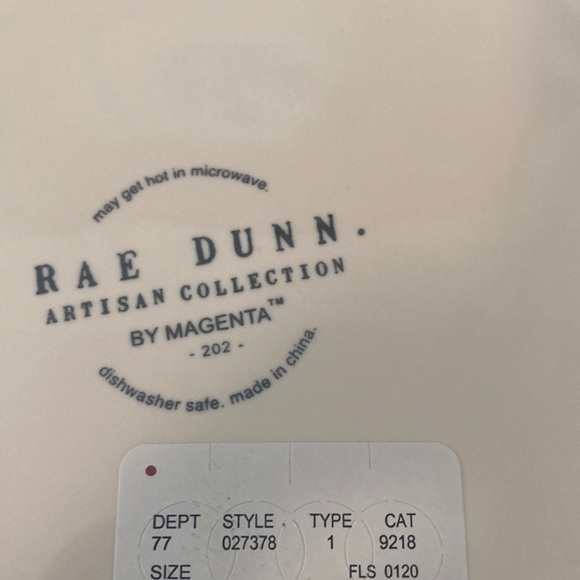 Rae Dunn Valentine’s Day Heart XOXO Utensils/Crock Holder - Picture 4 of 7